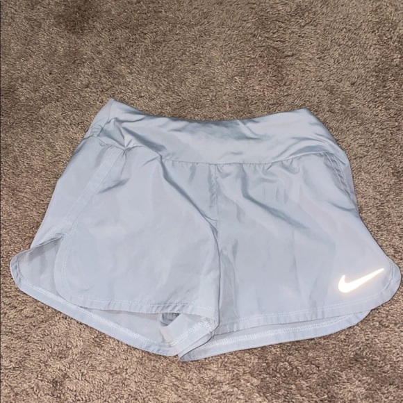 Nike Running Shorts - Picture 5 of 6